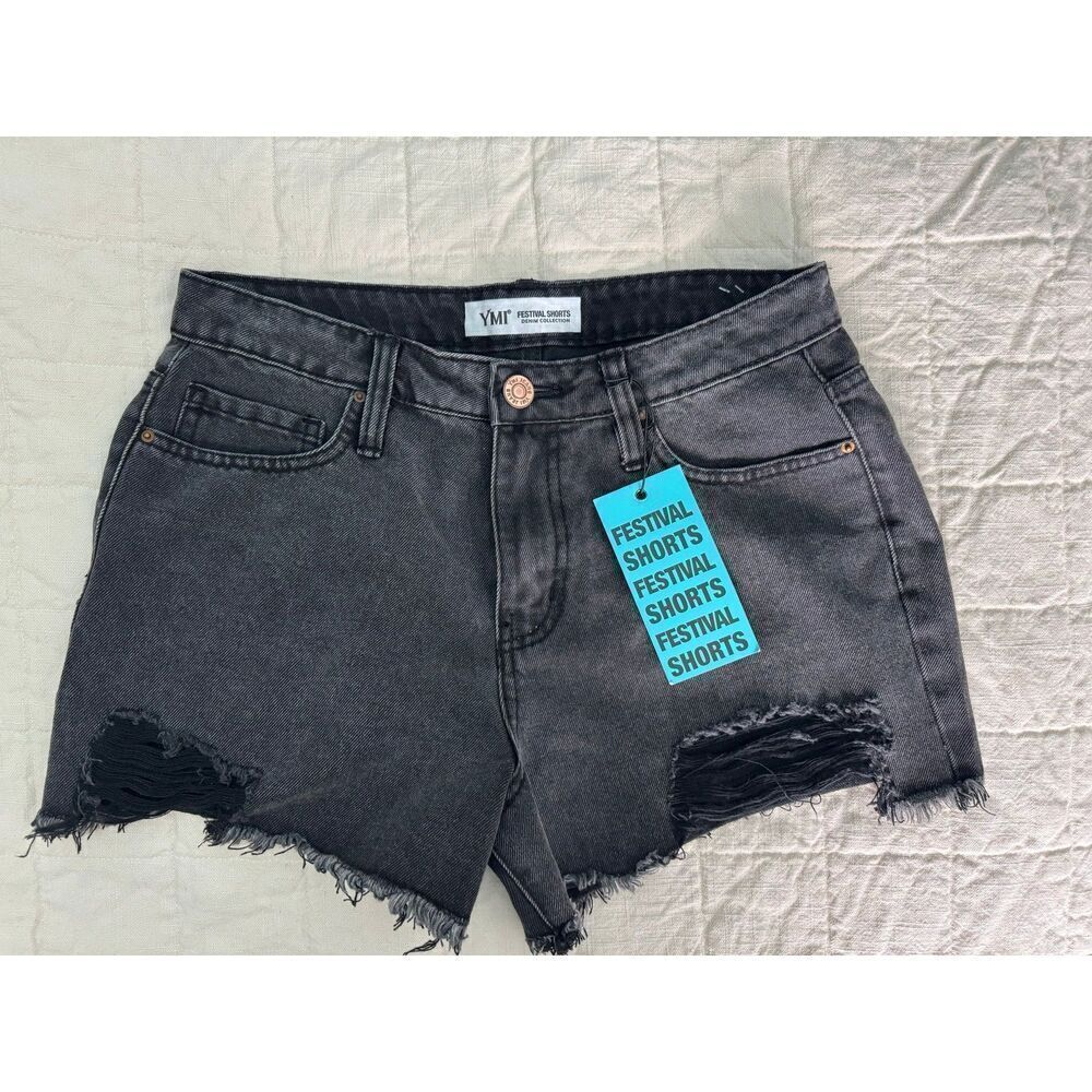 YMI Festival Shorts Size 5 ‎ Black